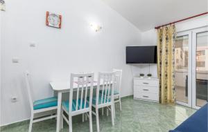 Amazing Apartment In Pula With 1 Bedrooms And Wifi