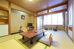 Awara Onsen hot spring Koubou Gurabaatei