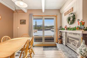 Ski and Racquet Club Condo