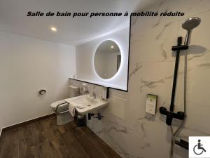 Hotels Kyriad Cambrai : Chambre Double