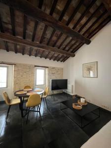 Appartements Saint-Remy-Apartment with charm in the center : photos des chambres