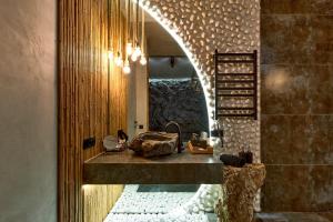 ЧЕРНАЯ СКАЛА - 50 м2 улица Жилянская 68 метро Олимпийская - новый дом