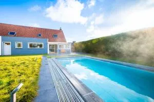 Grande maison avec piscine et jacuzzi à la campagne - Wirwignes