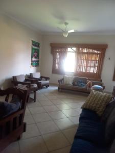 Casa pé na areia (50 mestros da praia)