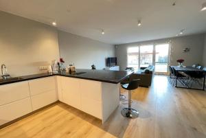 Modern and Spacious 2br apartment only 5,5 km drive from downtown Reykjavik