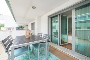 Apartment with Private Terrace & Car Garage