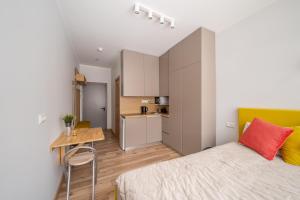 Seaside Escape in Dzintaru Studio Apartments 100m from Beach and Near Forest Park