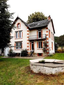 Maisons de vacances Ancienne maison de tisserand au coeur du Cantal : photos des chambres