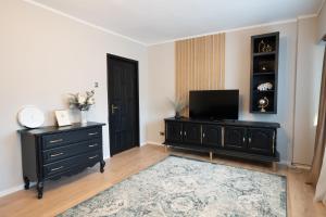 Beautiful and cozy 2 bedroom apartment with living room loft