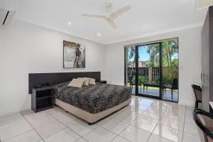 Western Gateway Motel and Apartments - Middlemount