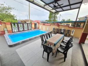 HOMESTAY EPOH MANJOI WITH PRIVATE POOL AND JACUZZI - Kampong Tamboh