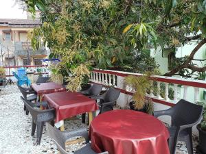 AlexMarie Holiday Homes Apartments 5 min to Candolim Beach