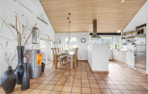 Awesome Home In Lemvig With Kitchen