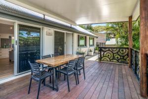 Castaway Cottage - Rainbow Beach