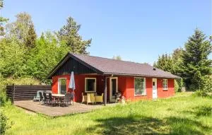 3 Bedroom Lovely Home In Rønne - 阿纳格