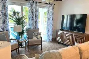 Maho Beach House - Luxe 1-Bedroom - Ocean View - Maho Reef