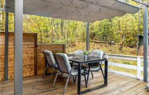 3 Bedroom Cozy Home In Børkop