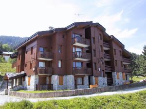 Appartements Appartement La Plagne-Tarentaise, 2 pieces, 4 personnes - FR-1-353-83 : photos des chambres