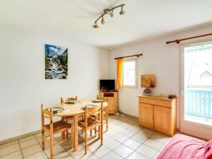 Chalet duplex 6 pers avec parking à 600m des remontées, proche commerces et navette gratuite - FR-1-401-42