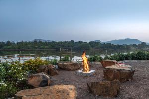 SaffronStays Lake House Marigold - 4 individual cottages with plunge pools near Sula Vineyard, Nashik