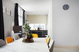 Desaru 37M7 Morandi colour theme by Joyfully