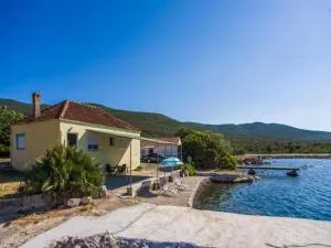 Apartment PASCAL - Luka