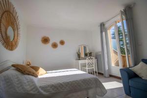 Quiet villa with garden and terrace in Fréjus