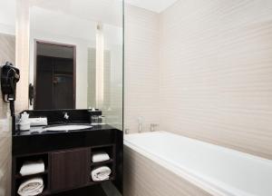 Phòng Có Giường Cỡ King Với Ban Công (King Room with Balcony)