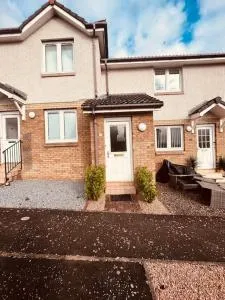 Lovely entire 2 Bedroom apartment - Monifieth