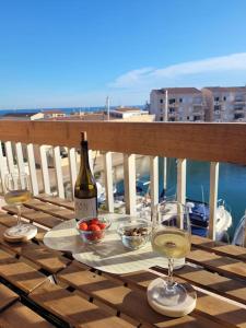 Béréa - Les Cormorans - Vue port et mer