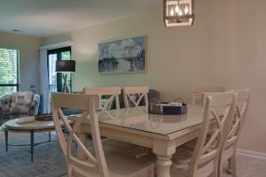 Spacious Condo in the Heart of Hilton Head