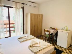 Rooms in Starigrad-Paklenica with terrace, air conditioning, WiFi 627-6