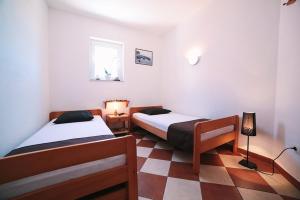 Apartment in Due with sea view, balcony, air conditioning, WiFi 4167-1