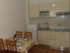 Apartment in Dramalj with sea view, balcony, air conditioning, WiFi 4623-5