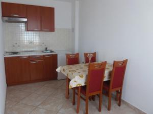 Apartment in Dramalj with sea view, balcony, air conditioning, WiFi 4623-10