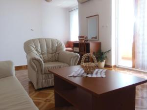 Apartment in Dramalj with sea view, balcony, air conditioning, WiFi 4623-11