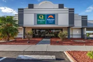 Quality Inn - 岩石丘 Quality Inn - 岩石丘