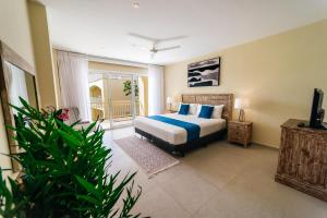 Spacious Iberosta ApartmentSueno - 3BDR Pool, Beach, WiFi