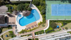 Punta Blu 102-1 – Apartamento de alto padrão em Condomínio Exclusivo, Quadra poliesportiva - Piscina - Portaria 24h.