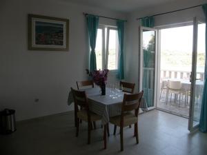 Apartment in Lumbarda with sea views, terrace, air conditioning, WiFi 3632-2