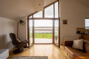 Luxury Holiday Home on Newcastle Bay