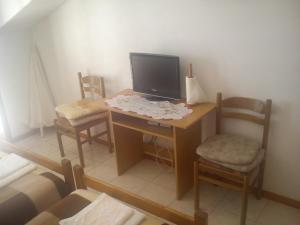 Studio apartment in Hvar town with sea views, terrace, air conditioning, WiFi 3615-5