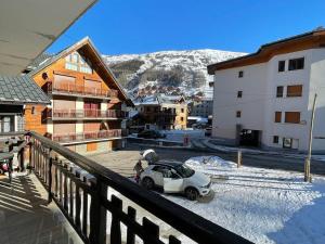 Appartements Appartement 4 pers avec balcon, sauna, parking et WiFi a Valloire - FR-1-263-87 : photos des chambres
