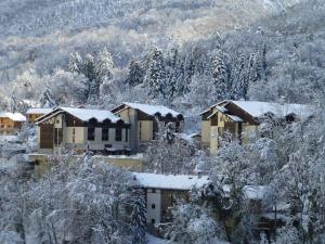 Appartements Studio lumineux avec balcon, WiFi et parking a Brides-les-Bains - FR-1-512-242 : Studio