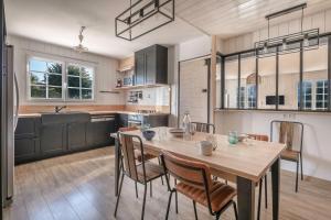 Séjour pour 11 - Jardin - Arzon