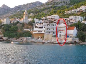 Apartment in Pisak with sea view, balcony, air conditioning, WiFi 195-1 - 3hvězdičkové hotely ve městě Pisak