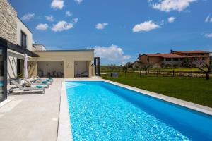 Villa Bella and Chiara 