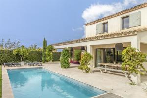 Villas Les Cerisiers du Mont Ventoux : photos des chambres