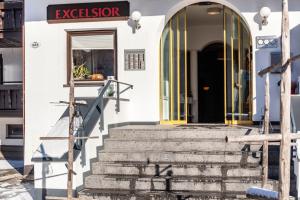 Haus Excelsior Top 13
