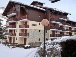 Appartement cosy pour 3 pers, piscine, proche commerces, à Arêches-Beaufort - FR-1-342-131